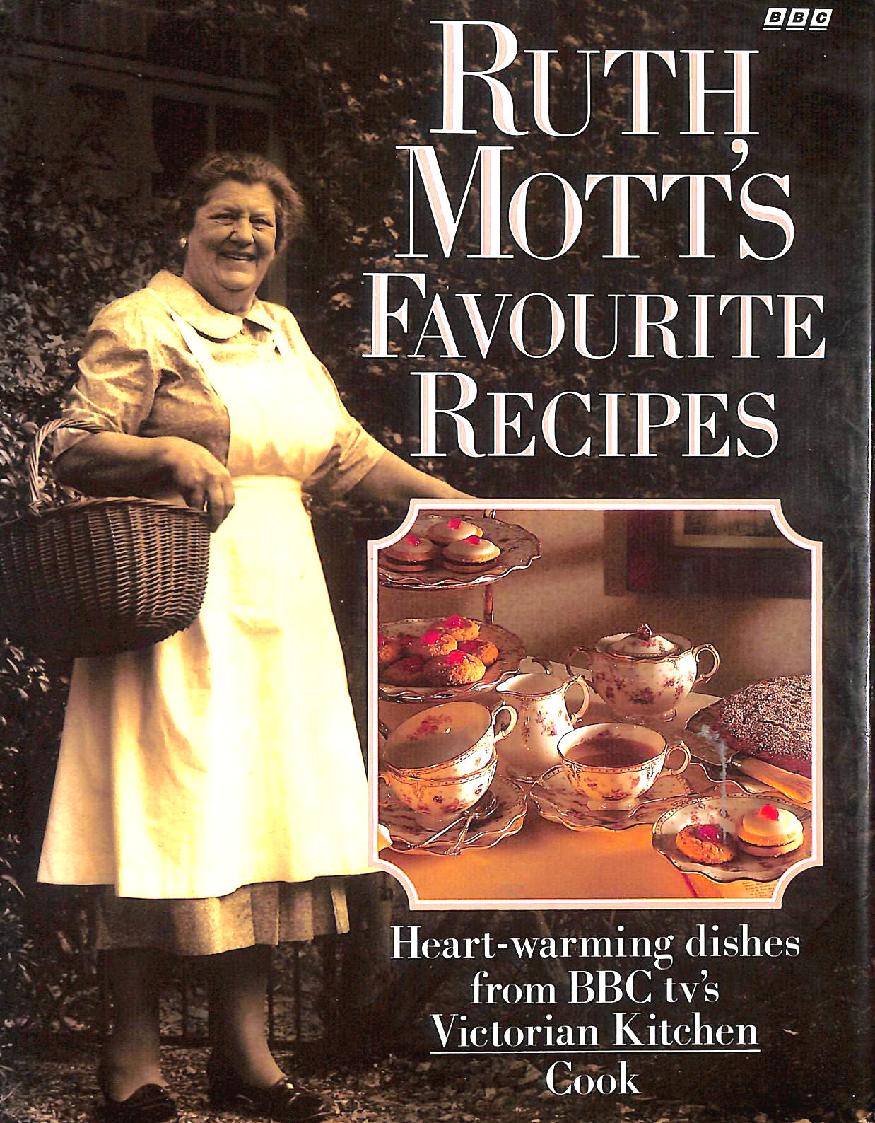 RUTH MOTT; WENDY HOBSON [COLLABORATOR] - Ruth Mott's Favourite Recipes: Heart-warming dishes from BBC tv's Victorian Kitchen Cook